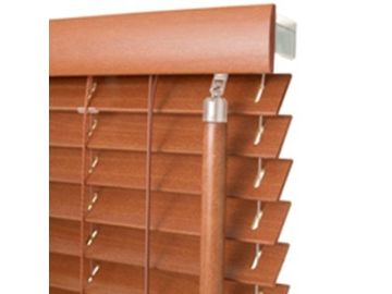 Voordeel houten jaloezie 25mm zonder ladderband